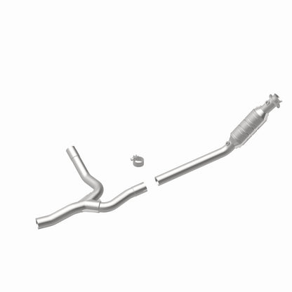 MagnaFlow Direct Fit Catalytic Converter OEM 2005 Dodge Ram 1500 Underbody