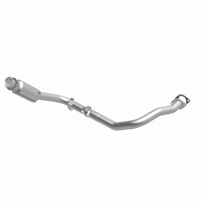 MagnaFlow Direct Fit Catalytic Converter 10-13 Land Rover LR4 V8 5.0L OEM Underbody