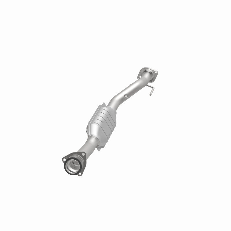 MagnaFlow Direct Fit Catalytic Converter 02-05 Trailblazer 4.2L OEM