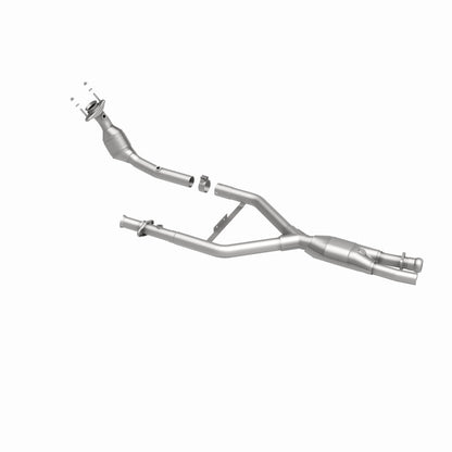 MagnaFlow Direct Fit Catalytic Converter 96-98 Lincoln Mark VIII 4.6L