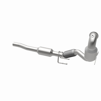 MagnaFlow 16-18 Volkswagen Jetta L4 OEM Underbody Single Direct Fit Converter