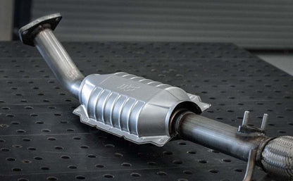 MagnaFlow Direct Fit Catalytic Converter 96-97 Mazda MX6 2.0L Rear