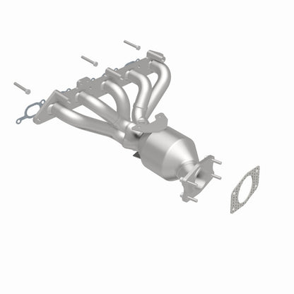MagnaFlow Direct Fit Catalytic Converter 01-05 Volvo S60 2.4L / V70 2.4L