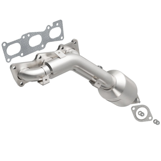 MagnaFlow Direct Fit Catalytic Converter 10-12 Hyundai Genesis 3.8L