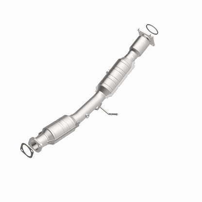 MagnaFlow Direct Fit Catalytic Converter 05-09 Volvo V50 2.4L