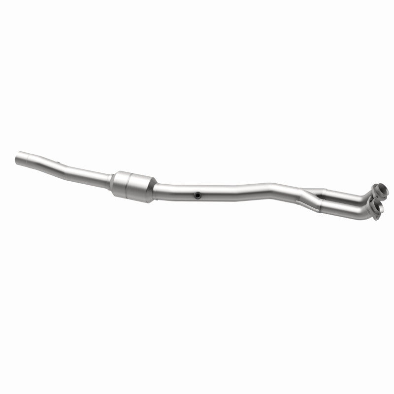 MagnaFlow Direct Fit Catalytic Converter 96-97 BMW 840 4.4L Driver Side