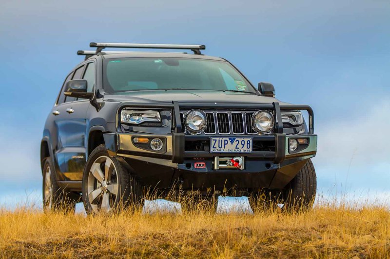 ARB Combar Suit ARB Fog G/Cherokee Wk214On 8-9.5 (Fit Kit NOT Included)