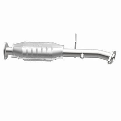 MagnaFlow Direct Fit Catalytic Converter 98-00 Kia Sportage