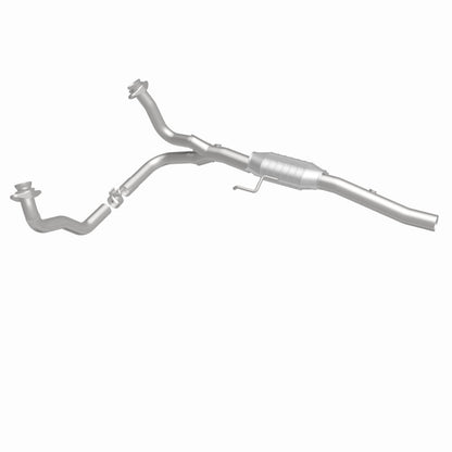 MagnaFlow Direct Fit Catalytic Converter 00-03 Durango 2WD OEM