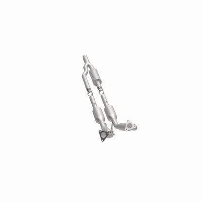 MagnaFlow Direct Fit Catalytic Converter California Grade 06-09 Audi A3 Quattro 3.2L