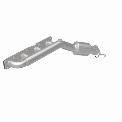 MagnaFlow Direct Fit Catalytic Converter Infiniti/Nissan Trucks 8 5.6L D/S Manifold (49 State)