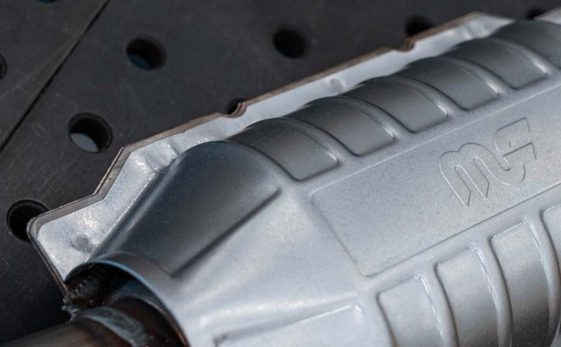 MagnaFlow 2.50 CA Universal Converter