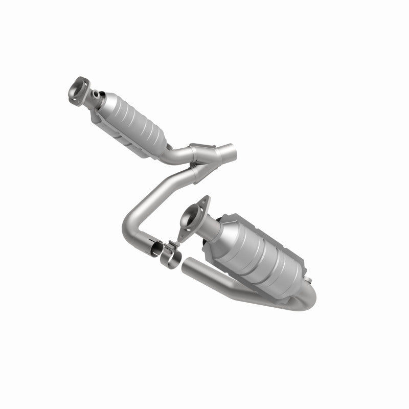 MagnaFlow 06 Mitsubishi Raider Direct Fit Catalytic Converter (California)