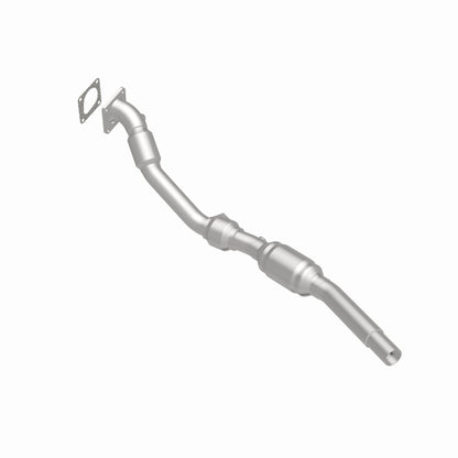 MagnaFlow Direct Fit Catalytic Converter 00-02 Audi A6 Quattro 2.7L