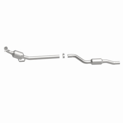 MagnaFlow Direct Fit Catalytic Converter 10-12 Mercedes-Benz GLK350 V6 3.5 OEM Underbody