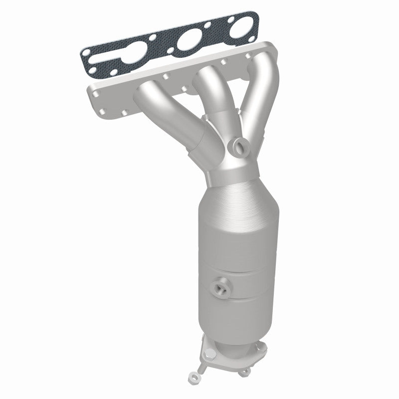 MagnaFlow Direct Fit Catalytic Converter 04-05 Suz Verona2.5 Manifold Front