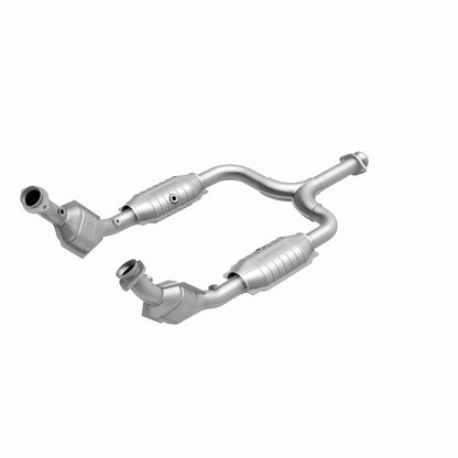 MagnaFlow Direct Fit Catalytic Converter 99-01 Ford Mustang 3.8L