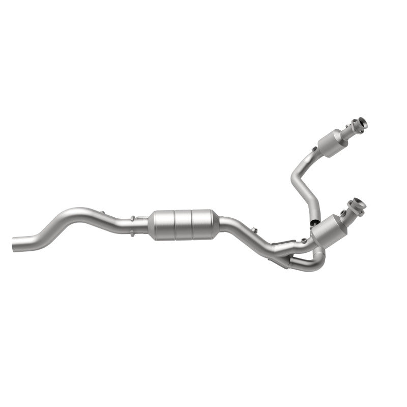 MagnaFlow Direct Fit Catalytic Converter 00-03 Durango 4WD 5.9L
