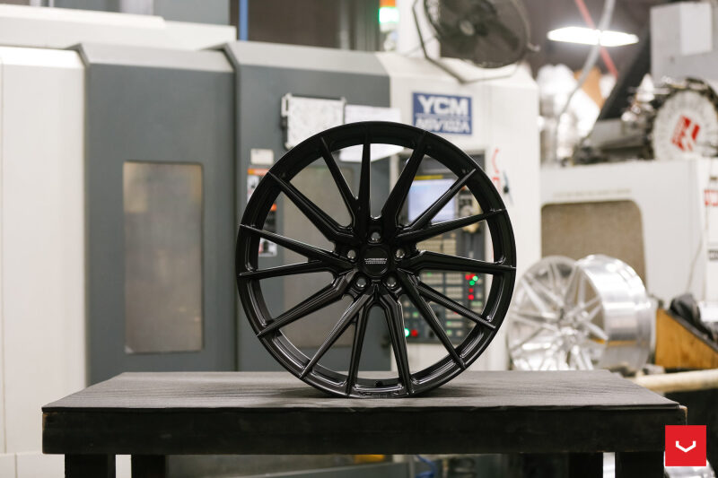 Vossen HF-4T 22x12 / 5x130 / ET53 / 71.6 / Deep - Satin Black Wheel - (E-Tron - Left)