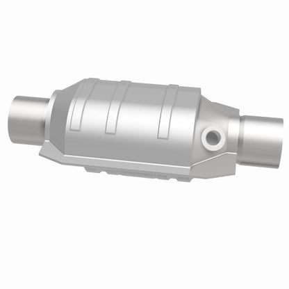 MagnaFlow Universal Catalytic Converter 2.25 Rear with O2