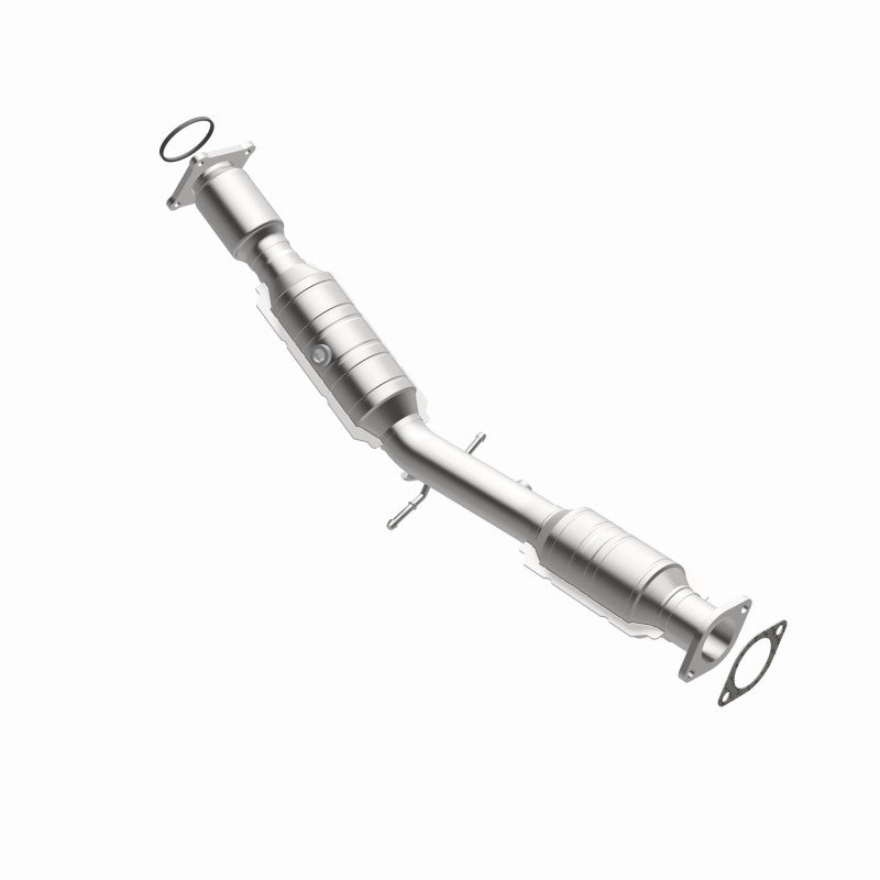 MagnaFlow Direct Fit Catalytic Converter 05-09 Volvo V50 2.4L