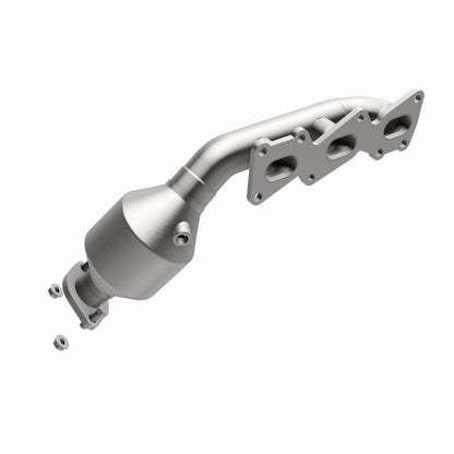 MagnaFlow Direct Fit Catalytic Converter 2009 Kia Borrego 3.8L Driver Side