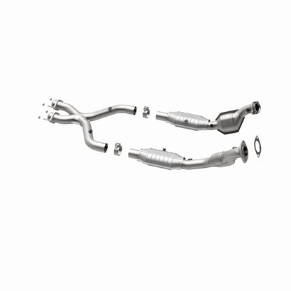 MagnaFlow Direct Fit Catalytic Converter 99-01 Ford Mustang 4.6L