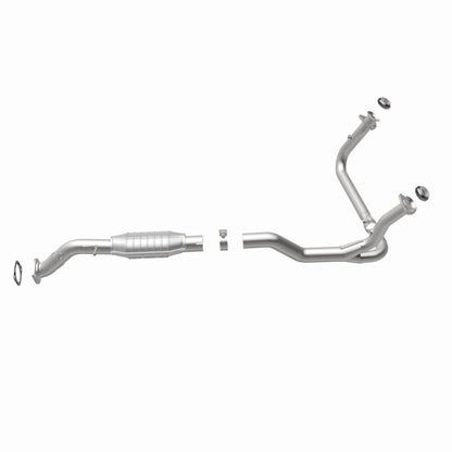 MagnaFlow Direct Fit Catalytic Converter 00-05 Blazer 4WD 4.3L OEM