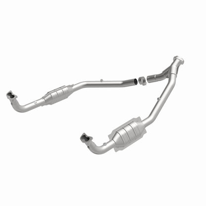 MagnaFlow Direct Fit Catalytic Converter 94-95 Disc./Defender 3.9L