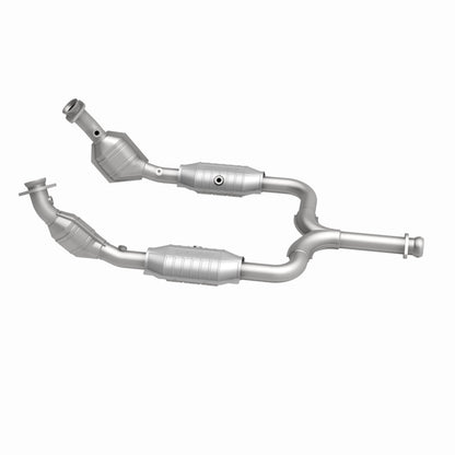 MagnaFlow Direct Fit Catalytic Converter 99-01 Ford Mustang 3.8L