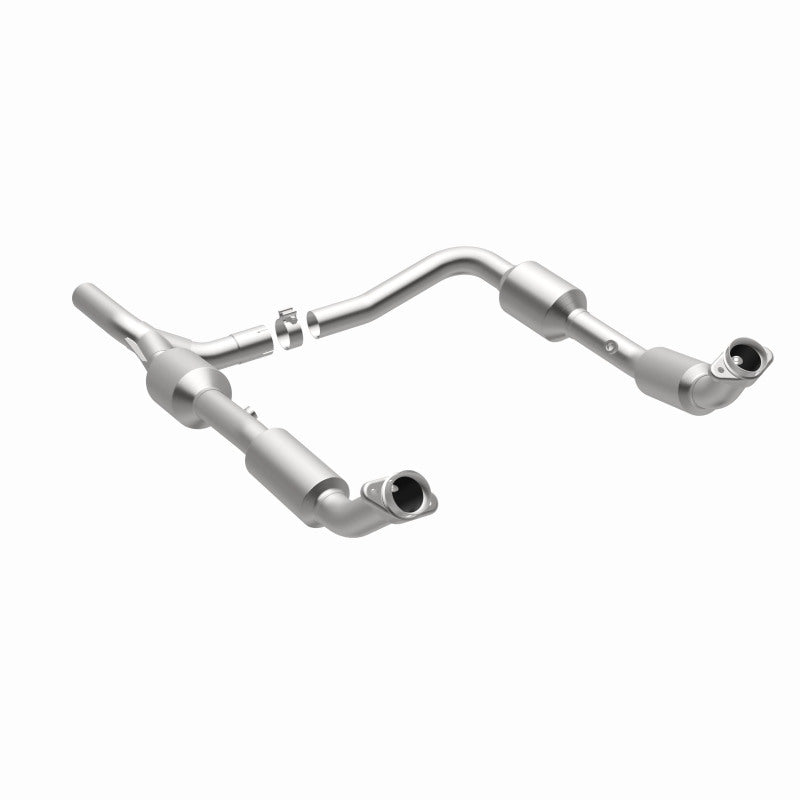 MagnaFlow Direct Fit Catalytic Converter OEM 07-08 Ford E-150