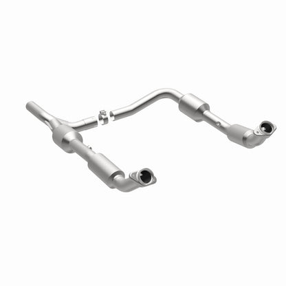 MagnaFlow Direct Fit Catalytic Converter OEM 07-08 Ford E-150