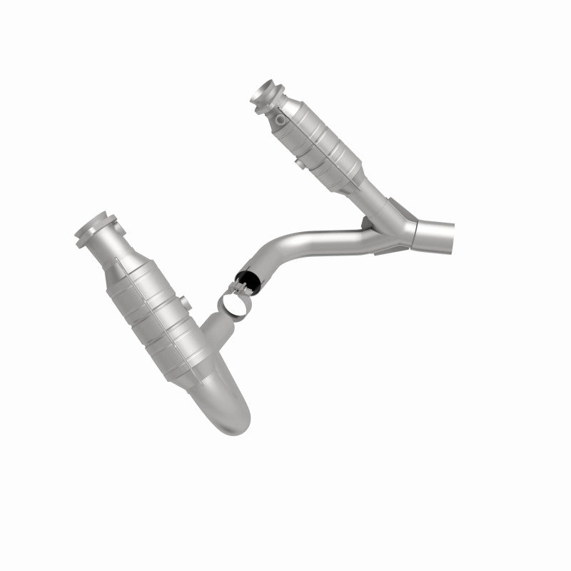 MagnaFlow Direct Fit Catalytic Converter 2008 Chrysler Aspen 4.7L/Dodge Durango 4.7L 2WD
