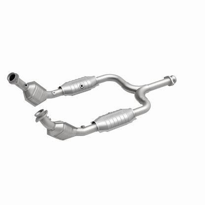 MagnaFlow Direct Fit Catalytic Converter 99-01 Ford Mustang 3.8L