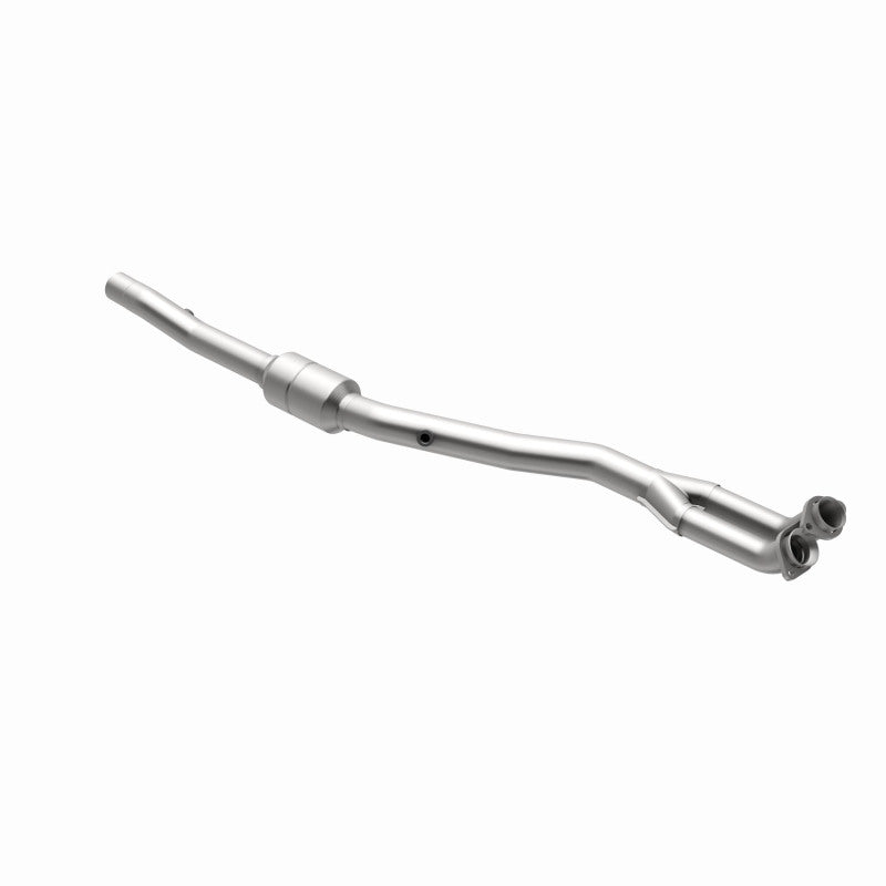 MagnaFlow Direct Fit Catalytic Converter 96-97 BMW 840 4.4L Driver Side