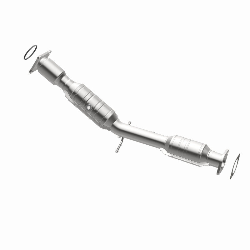 MagnaFlow Direct Fit Catalytic Converter 05-09 Volvo V50 2.4L