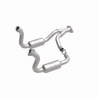 MagnaFlow DF Cat Conv 08-10 Ford F-250/F-250 SD/F-350/F-350 SD 5.4L/6.8L/F-450 SD 6.8L Y-Pipe Assy
