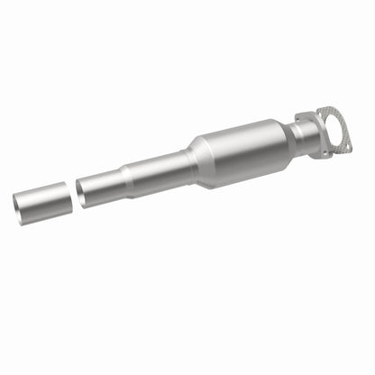 MagnaFlow Direct Fit Catalytic Converter 04-06 Mazda 3 2.0/2.3 Rear