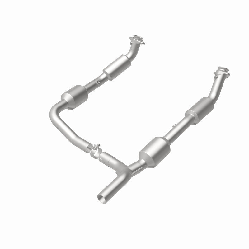 MagnaFlow Direct Fit Catalytic Converter OEM 07-08 Ford E-150