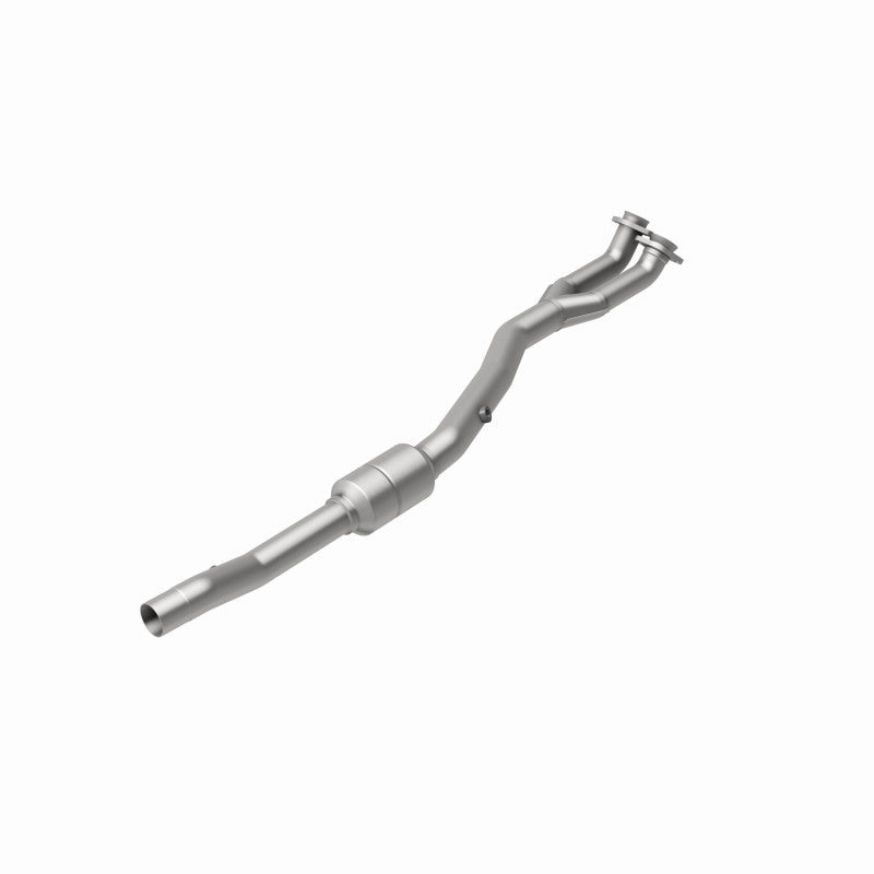 MagnaFlow Direct Fit Catalytic Converter 96-97 BMW 840 4.4L Driver Side