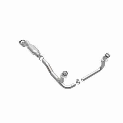 MagnaFlow Direct Fit Catalytic Converter 00-05 Blazer 4WD 4.3L OEM