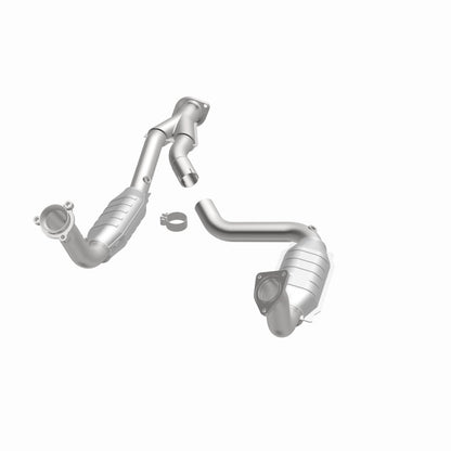 MagnaFlow Direct Fit Catalytic Converter 03-06 Chevy SSR 5.3/6.0 OEM