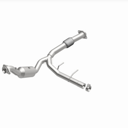 MagnaFlow 18-21 Ford Expedition Right Underbody 3.5L Direct Fit Catalytic Converter