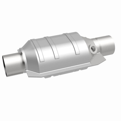MagnaFlow Universal Catalytic Converter 2 W/Single O2 Boss